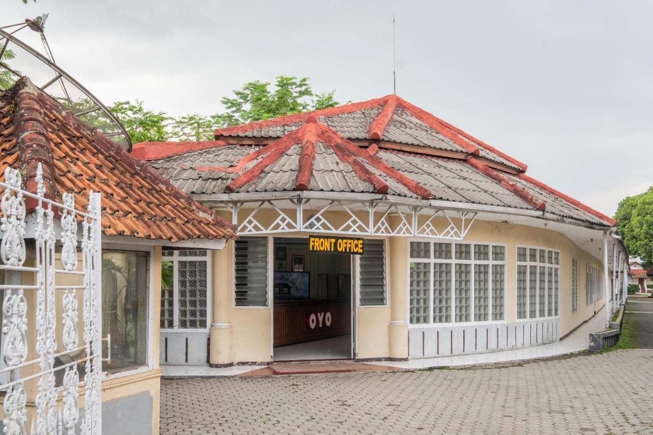 Super Oyo 2346 Hotel Padjadjaran 1 Tasikmalaya Exterior photo